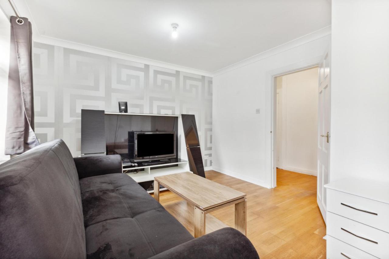 Cozy Stay Apartment Londra Exterior foto
